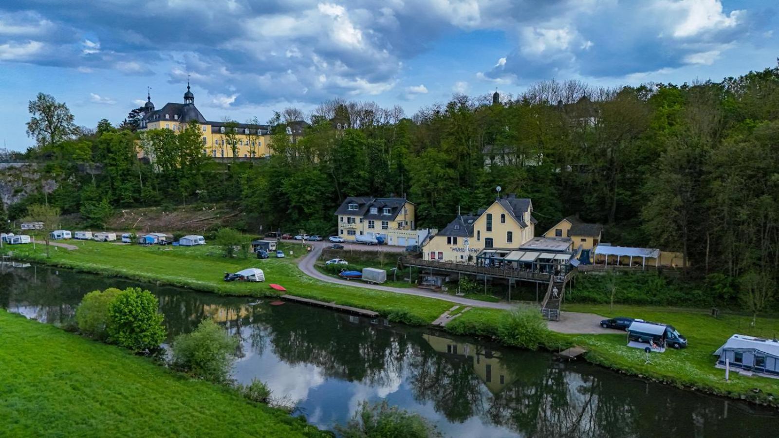 Ferienwohnung Riverside Resort Idyllisch Direkt An Der Lahn Діц Екстер'єр фото
